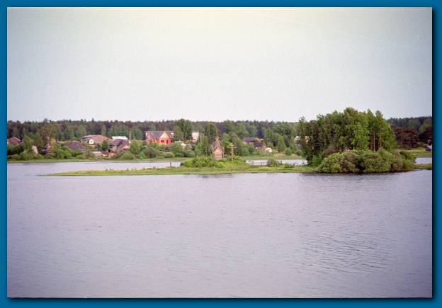 600x410 pixels (26K)
